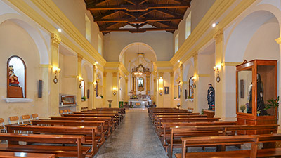 interno chiesa di san nicola vescovo