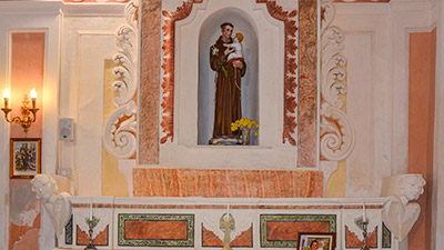altare laterale sinistro